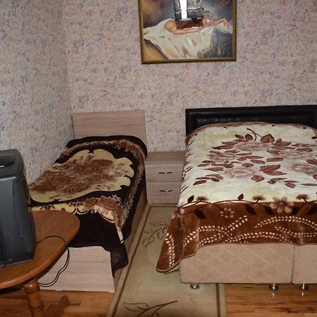 3 Room Flat In Тбілісі Екстер'єр фото