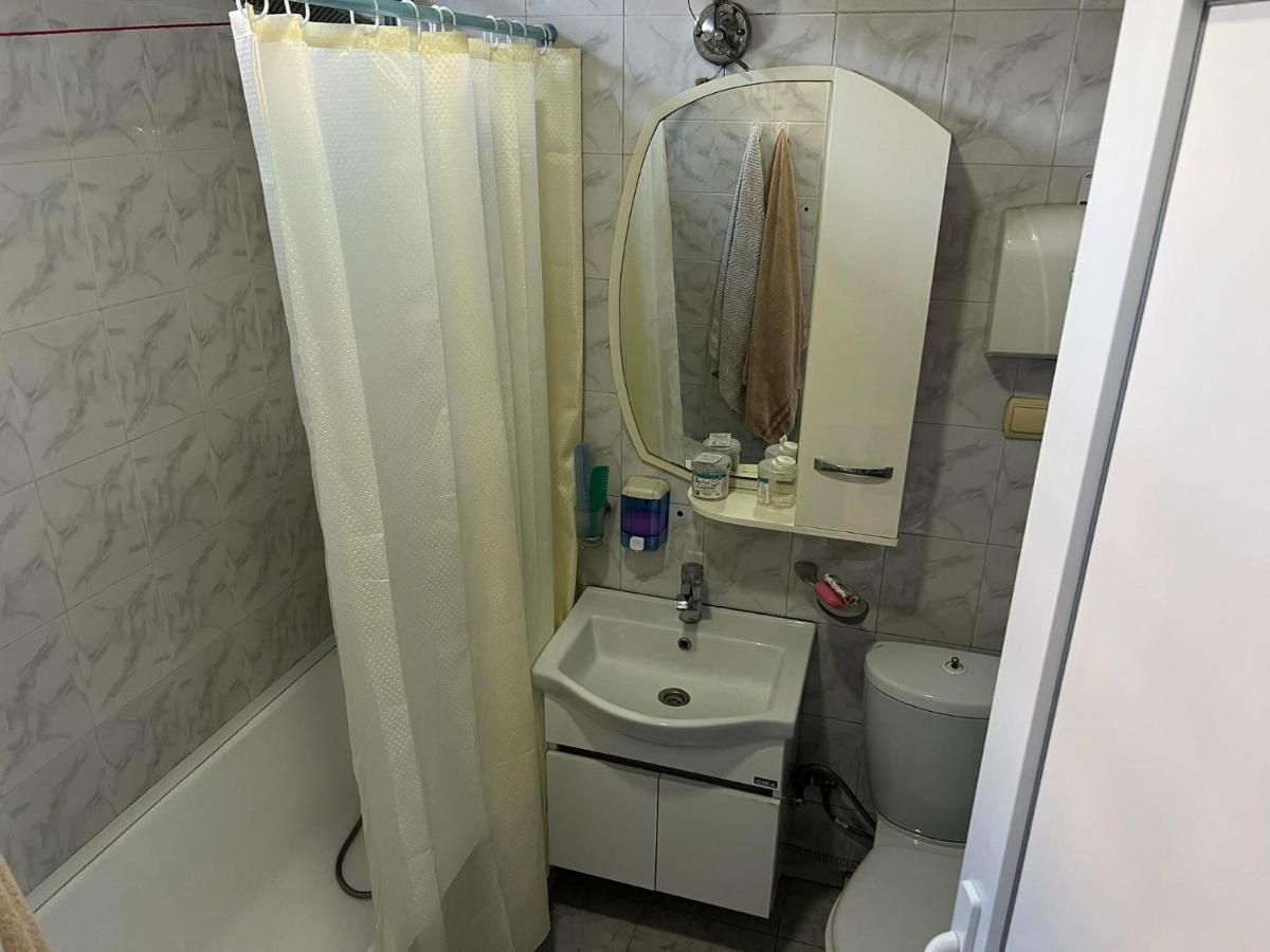 3 Room Flat In Тбілісі Екстер'єр фото
