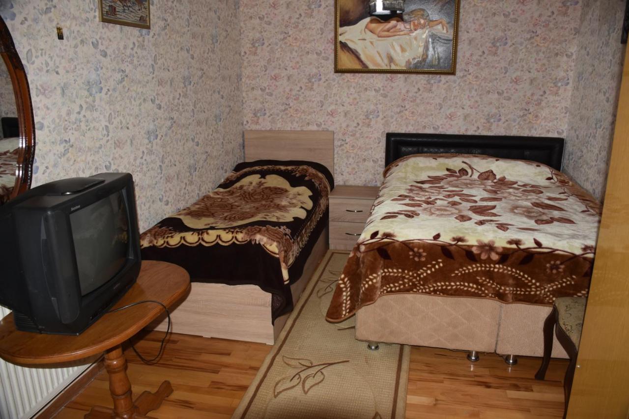 3 Room Flat In Тбілісі Екстер'єр фото
