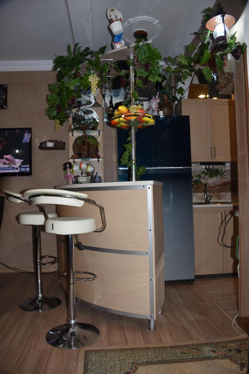 3 Room Flat In Тбілісі Екстер'єр фото