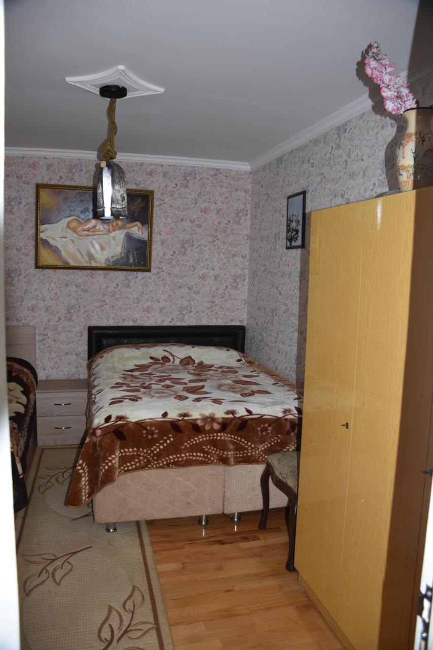3 Room Flat In Тбілісі Екстер'єр фото